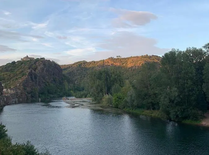 Les Du Rocher Et De La Boucle Du Tarn *