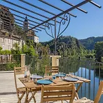 Les Du Rocher Et De La Boucle Du Tarn Ambialet