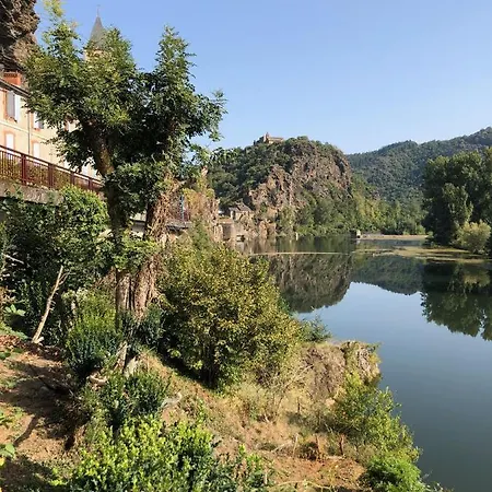 Feriehus Les Du Rocher Et De La Boucle Du Tarn Ambialet